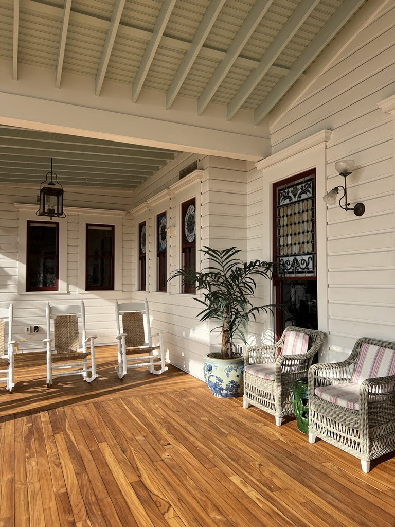 Hotel Porch
